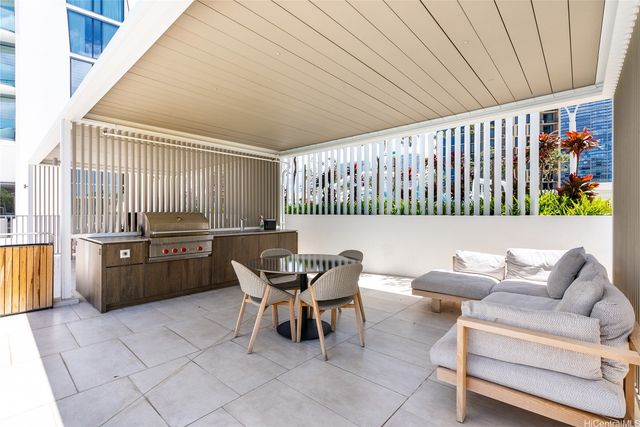 1000 Auahi Street 4002, Honolulu, HI 96814