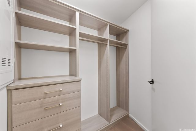 1000 Auahi Street 4002, Honolulu, HI 96814