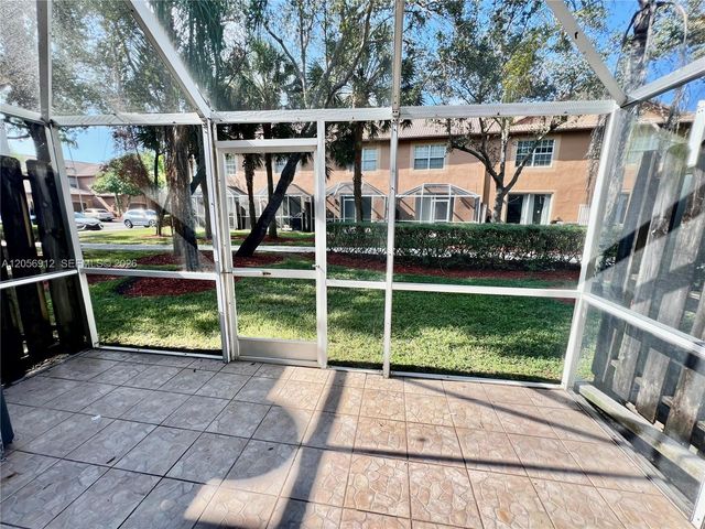 1387 Barcelona Way 3-26, Weston, FL 33327