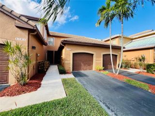 1387 Barcelona Way 3-26, Weston, FL 33327