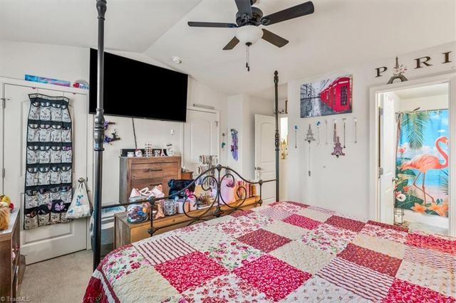 856 Federal Hall Lane, Kernersville, NC 27284