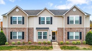 856 Federal Hall Lane, Kernersville, NC 27284