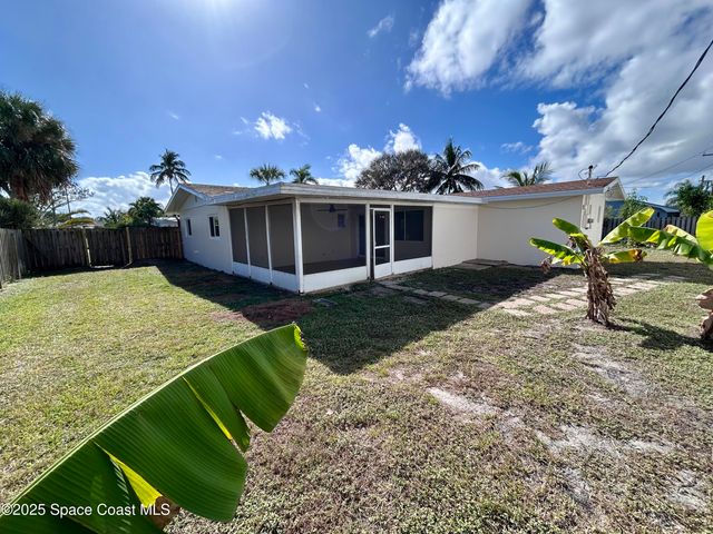 230 Seventh Avenue, Indialantic, FL 32903