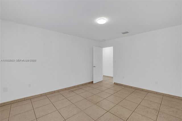 2747 SW 17th St 0, Miami, FL 33145