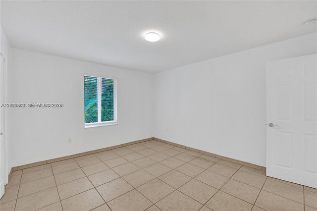 2747 SW 17th St 0, Miami, FL 33145