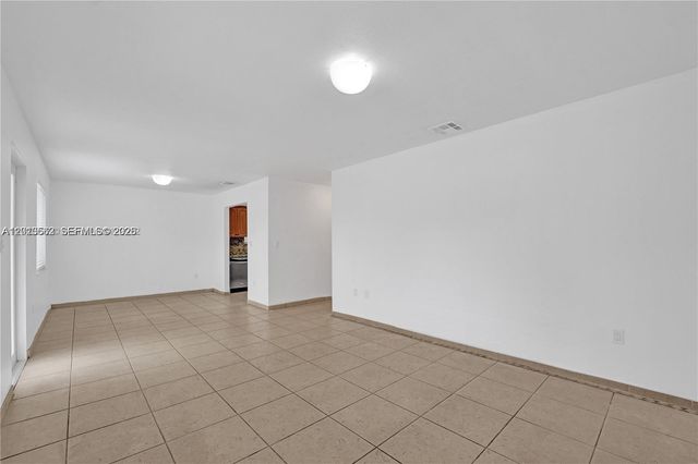 2747 SW 17th St 0, Miami, FL 33145