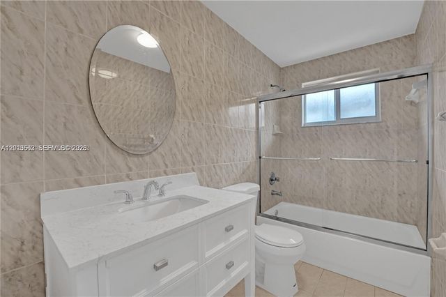 2747 SW 17th St 0, Miami, FL 33145