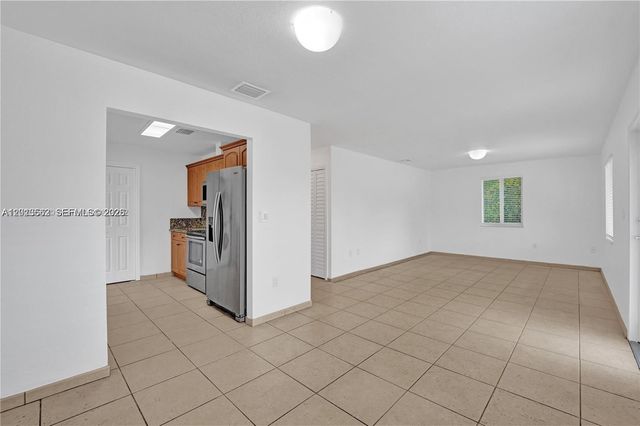 2747 SW 17th St 0, Miami, FL 33145