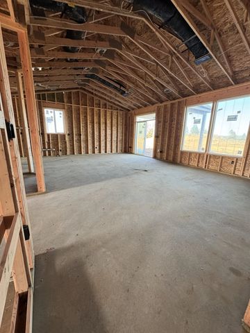 18191 N Morton Ct, Colbert, WA 99005