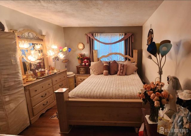 1610 West Seventh Street, Piscataway, NJ 08854