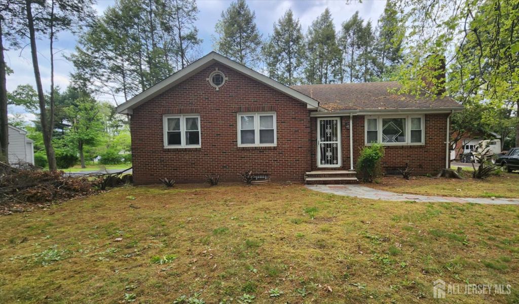 1610 West Seventh Street, Piscataway, NJ 08854