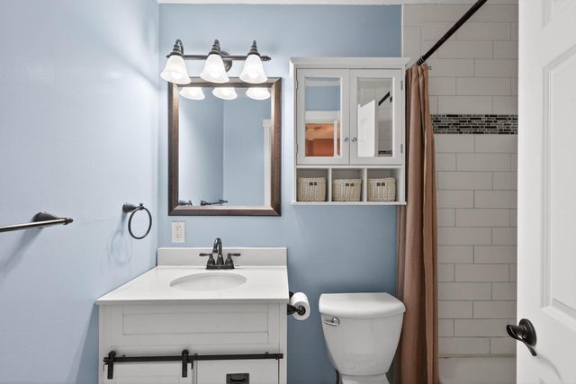 6431 83rd Court N, Brooklyn Park, MN 55445