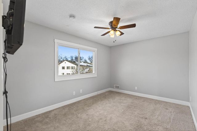 6431 83rd Court N, Brooklyn Park, MN 55445