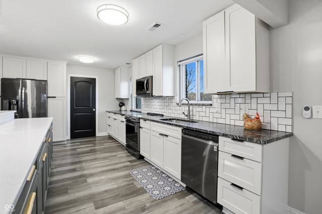 5359 W Olive Branch Road, Greenwood, IN 46143