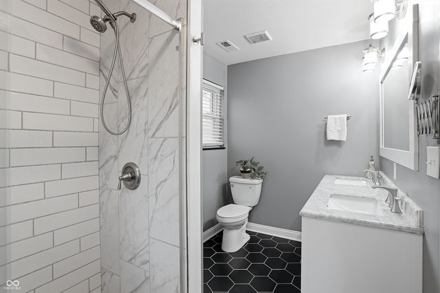 5359 W Olive Branch Road, Greenwood, IN 46143