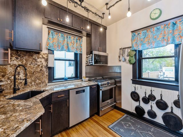 1080 31st Street, Des Moines, IA 50311