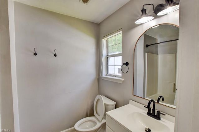 117 Poplar Grove CRES, Suffolk, VA 23434