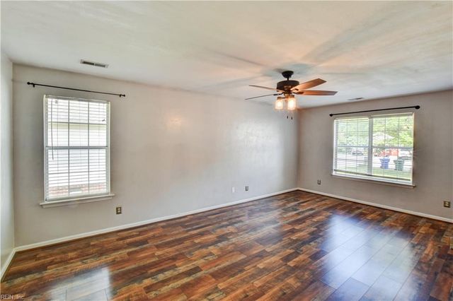 117 Poplar Grove CRES, Suffolk, VA 23434