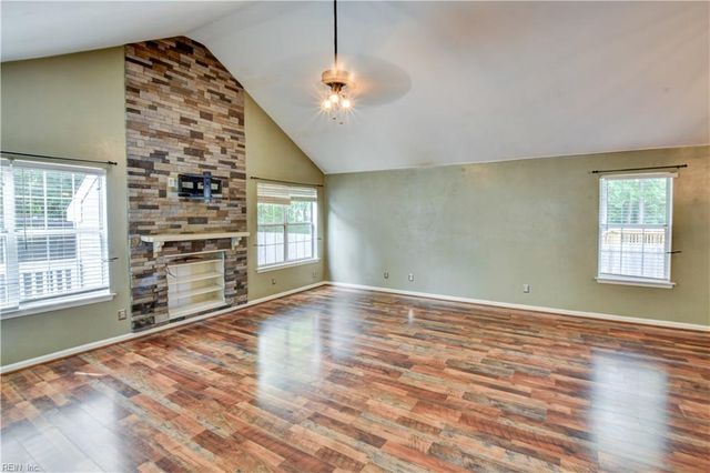 117 Poplar Grove CRES, Suffolk, VA 23434