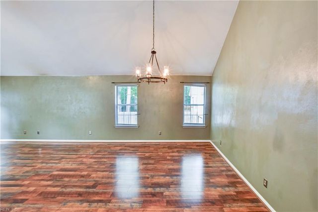 117 Poplar Grove CRES, Suffolk, VA 23434