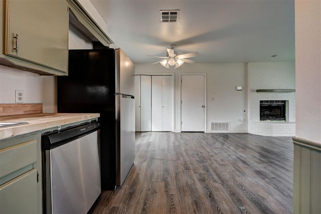 808 Hawks Nest Drive, Norman, OK 73072