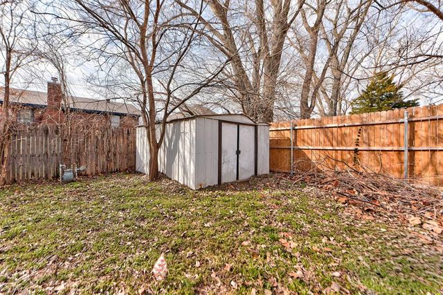 808 Hawks Nest Drive, Norman, OK 73072