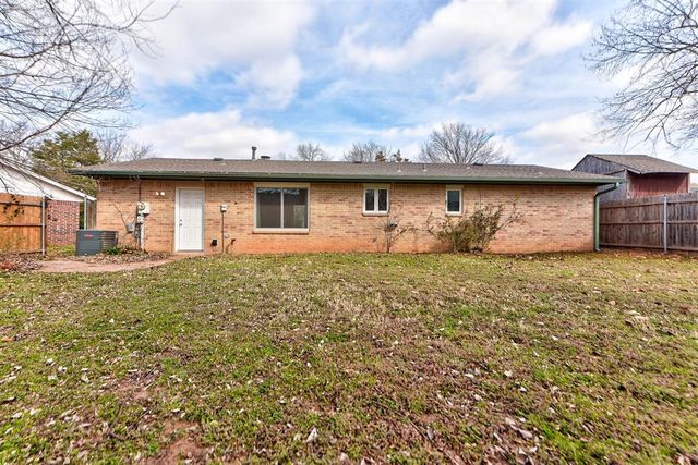 808 Hawks Nest Drive, Norman, OK 73072