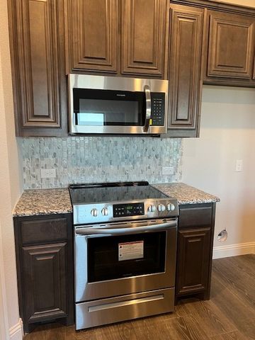 203 Mockingbird Drive, Waxahachie, TX 75165