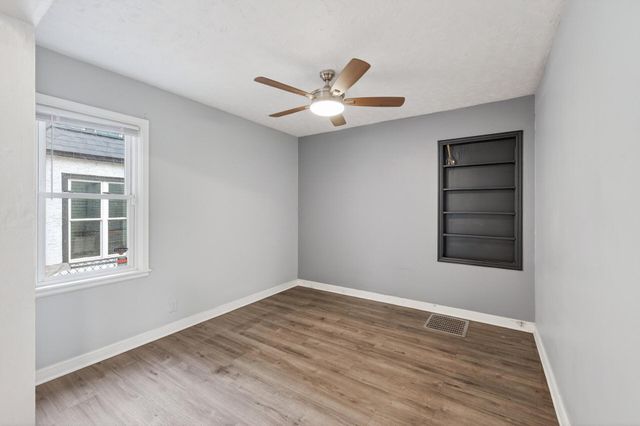 4650 Dupont Avenue N, Minneapolis, MN 55412