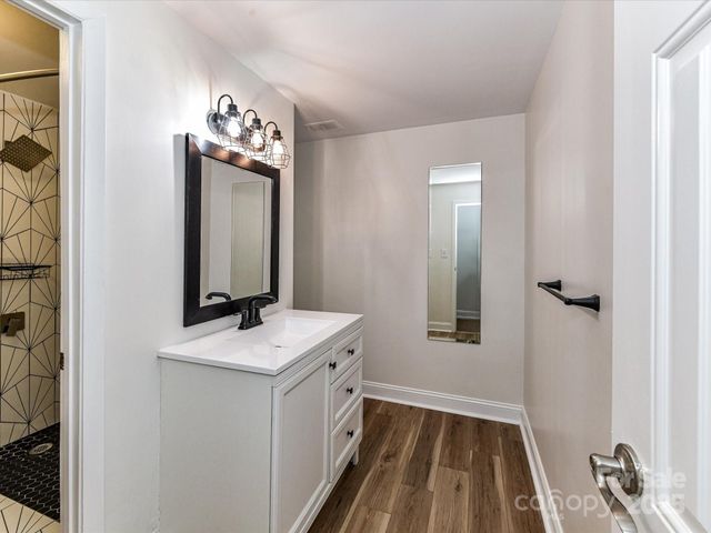 1300 Reece Road 111, Charlotte, NC 28209