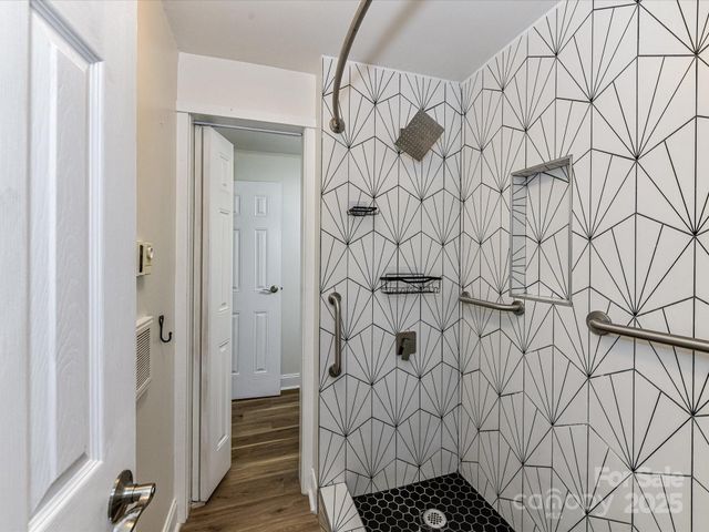 1300 Reece Road 111, Charlotte, NC 28209