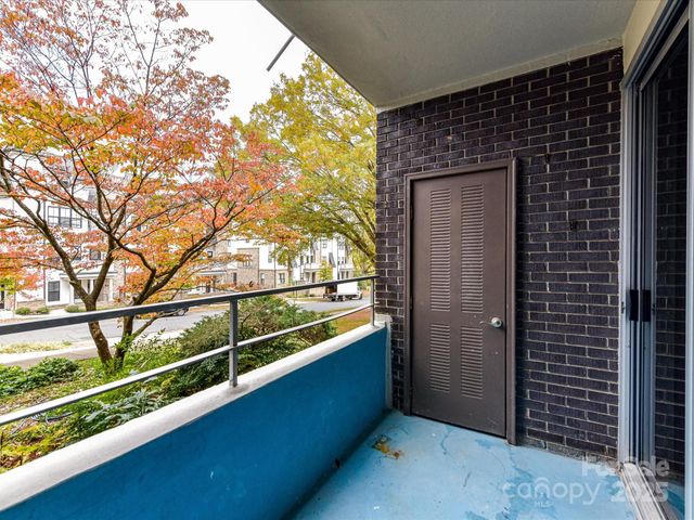 1300 Reece Road 111, Charlotte, NC 28209