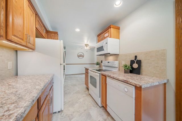 304 MAPLE DRIVE, Appleton, WI 54913