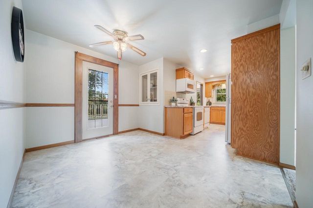 304 MAPLE DRIVE, Appleton, WI 54913