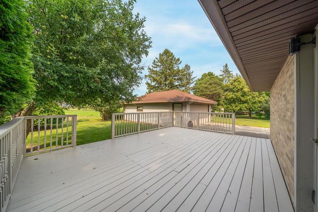 304 MAPLE DRIVE, Appleton, WI 54913