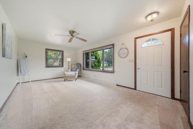 304 MAPLE DRIVE, Appleton, WI 54913