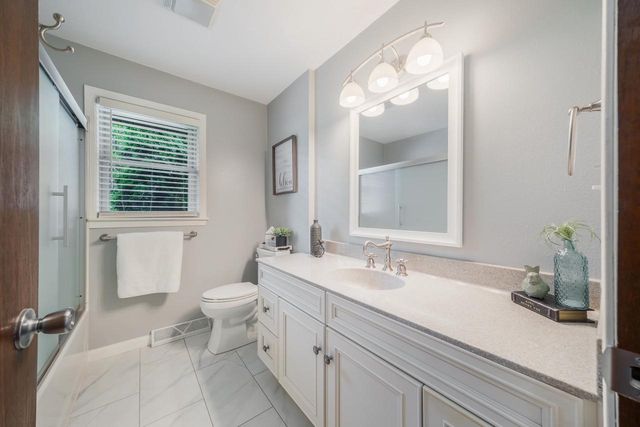 304 MAPLE DRIVE, Appleton, WI 54913