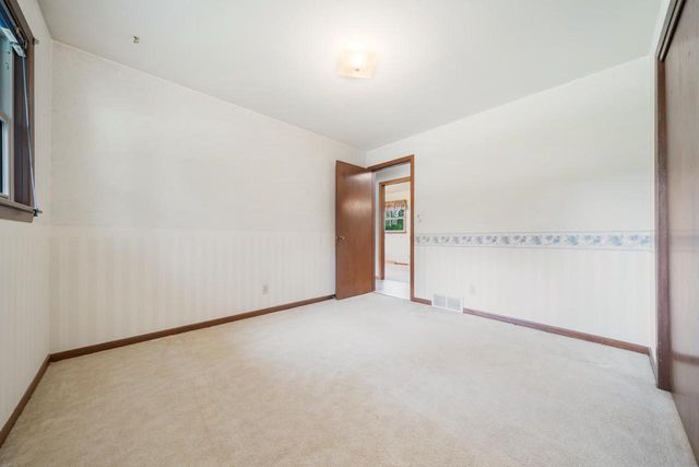 304 MAPLE DRIVE, Appleton, WI 54913