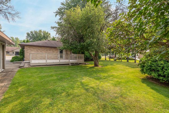 304 MAPLE DRIVE, Appleton, WI 54913