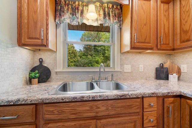 304 MAPLE DRIVE, Appleton, WI 54913