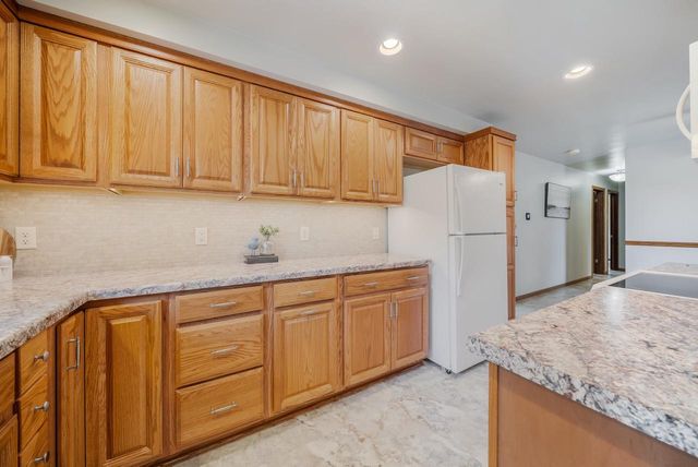 304 MAPLE DRIVE, Appleton, WI 54913