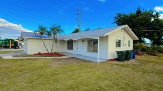 5 CYPRESS ROAD, Venice, FL 34293