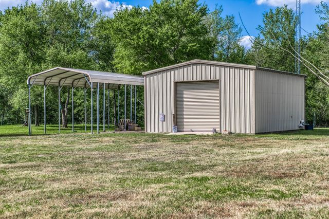 3437 Brown College Lane, Washington, TX 77880