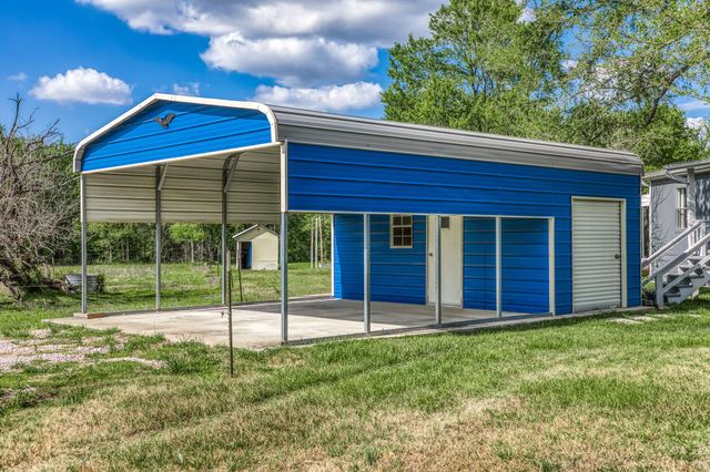 3437 Brown College Lane, Washington, TX 77880