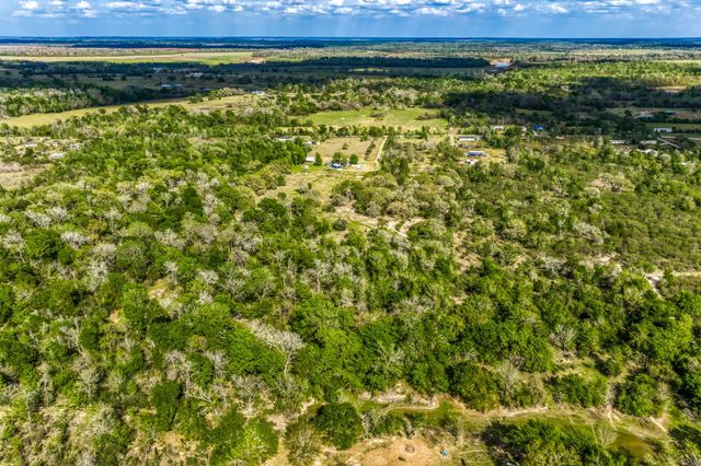 3437 Brown College Lane, Washington, TX 77880