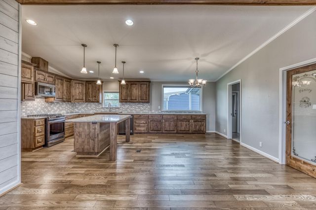 3437 Brown College Lane, Washington, TX 77880