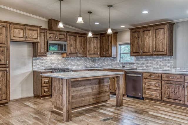 3437 Brown College Lane, Washington, TX 77880