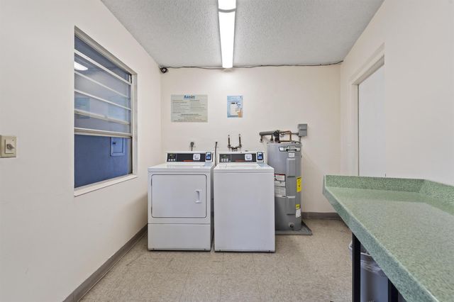 126 Southampton B, West Palm Beach, FL 33417