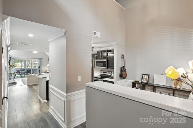 9225 Ravenwing Drive, Charlotte, NC 28262