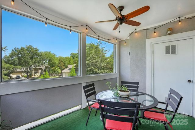 9225 Ravenwing Drive, Charlotte, NC 28262